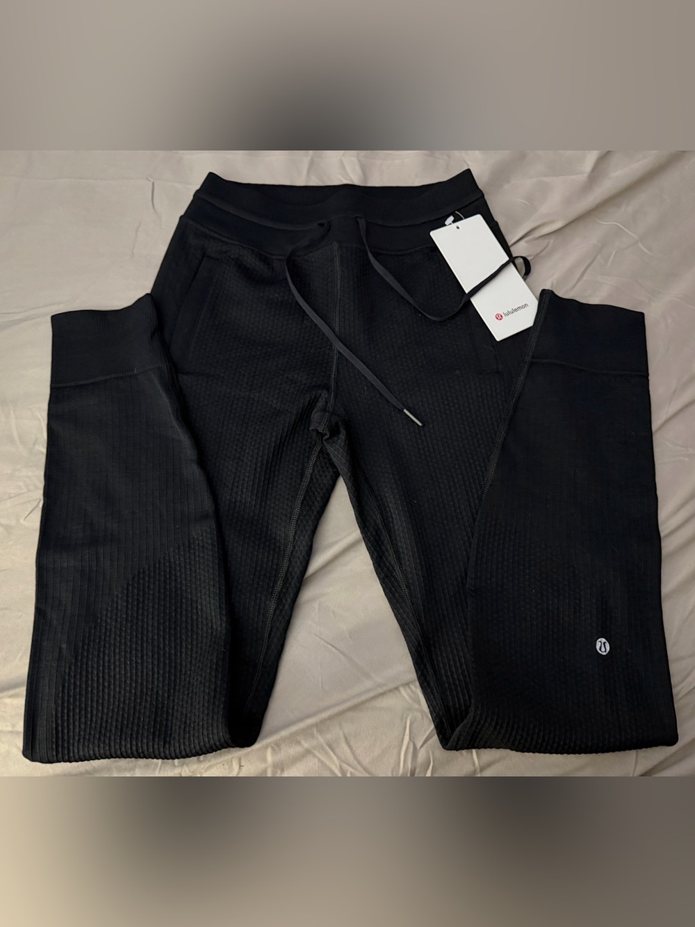lululemon athletica Men’s Black Ribbed Drawcord Joggers